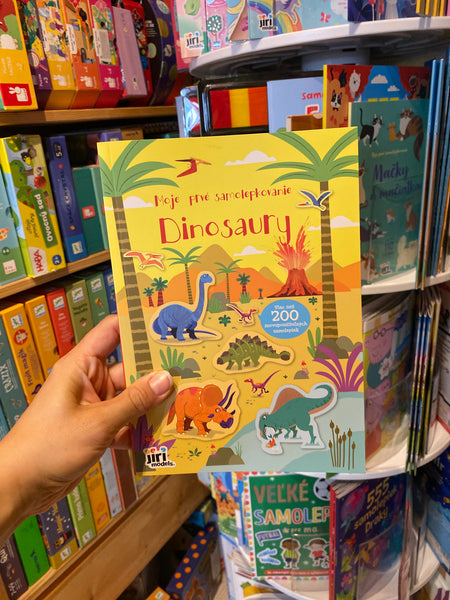 MOJE PRVÉ SAMOLEPKOVANIE DINOSAURY