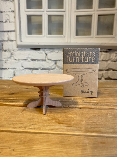 JEDÁLENSKÝ STOLÍK oválny - Nature