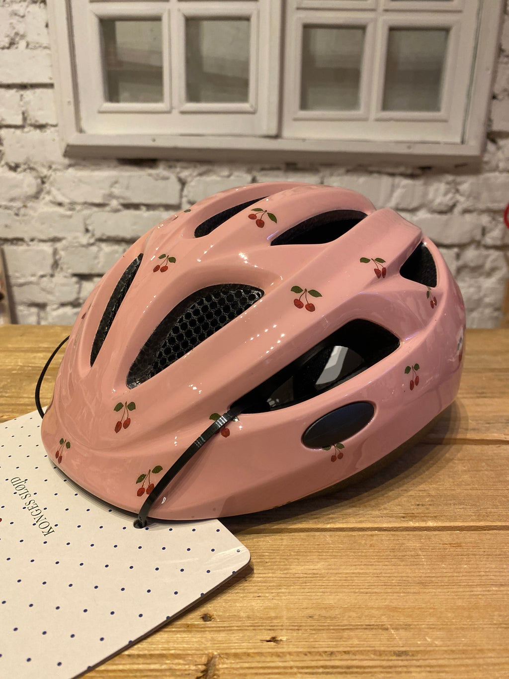 PRILBA 🍒 (VEĽKOSTI M/L 51-55 CM)