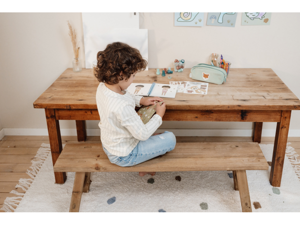 KNIHA SO SAMOLEPKAMI FOREST FRIENDS