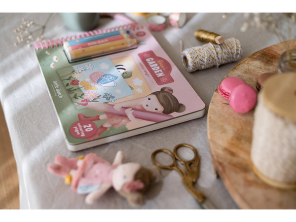 OMAĽOVÁNKY S PASTELKAMI ZÁHRADA ROSA