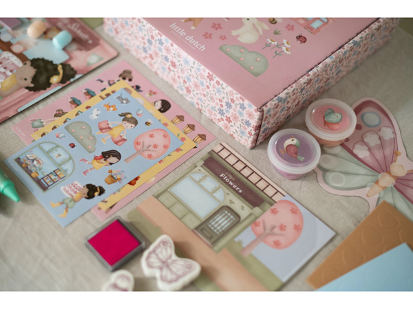 KREATIVNÁ SADA XL ROSA & FRIENDS