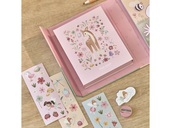 LITTLE DUTCH OMAĽOVÁNKY S PASTELKAMI A SAMOLEPKAMI ROSA FAIRY GARDEN