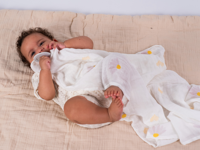 TAF TOYS sada hračiek newborn luxe – obrázok 3