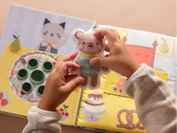 TAF TOYS KNIŽKA S AKTIVITAMI MY HOME BUSY BOOK