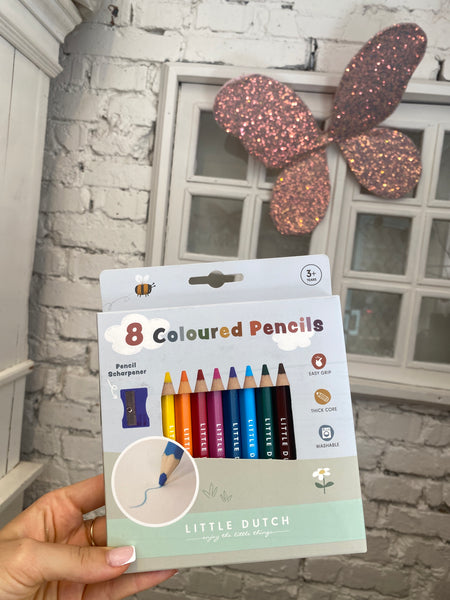 PASTELKY DREVENÉ 8 KS S STRÚHADLOM