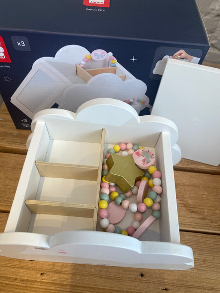 ŠPERKOVNICA DREVENÁ JEDNOROŽEC