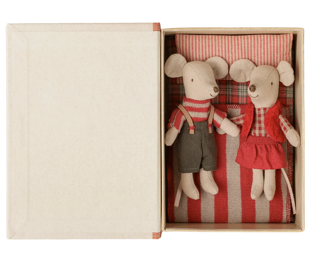 COLOURBOX72070517.png