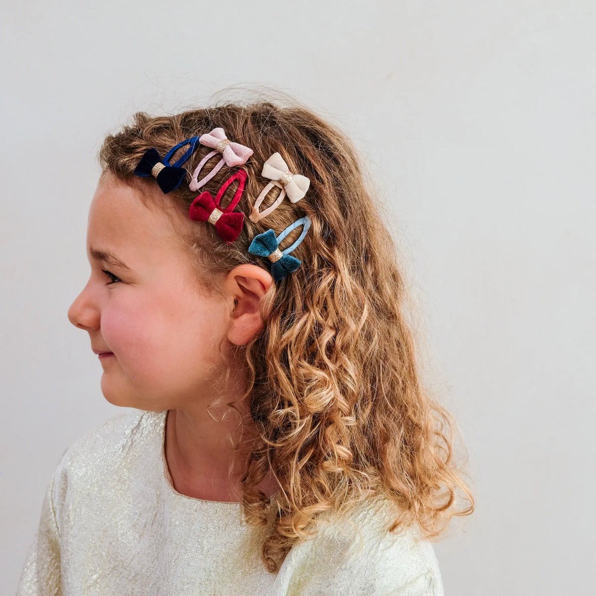 192062 23 TINKERBELL VELVET BOW MINI HAIR CLIPS 1800x1800.jpg