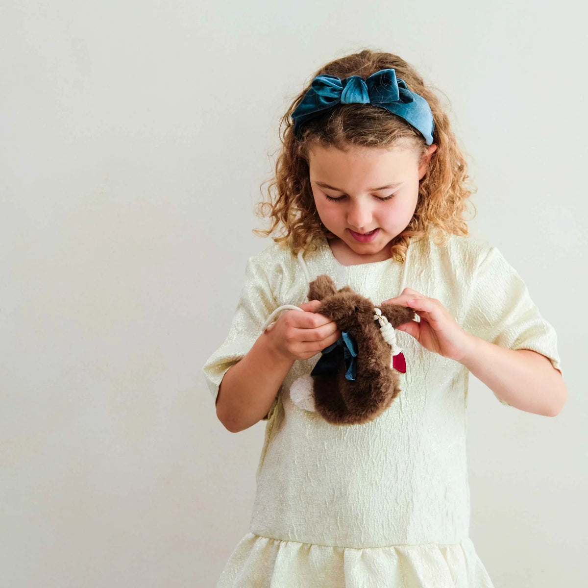 192069 35 VELVET EDIE BOW HEADBAND 193014 43 WINTER BUNNY BAG 3 b0bd7329 8f13 4528 b28a d3ade5ee6195 1800x1800.jpg