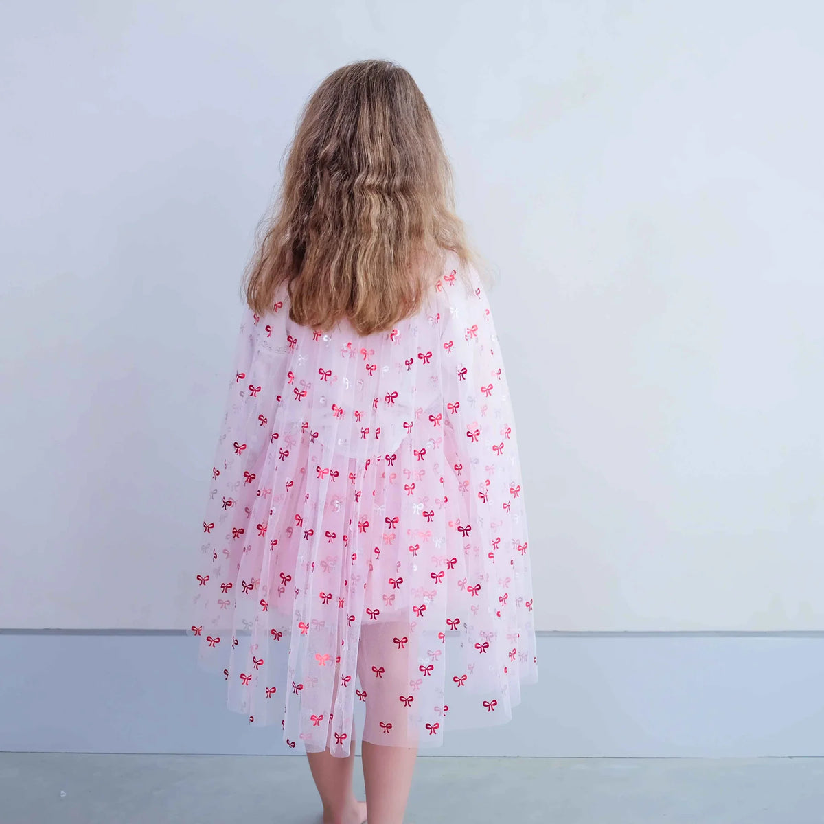 195023 04 CUTESY BOW PRINT CAPE 195024 04 CUTESY BOW PRINT TUTU 1800x1800 2.jpg