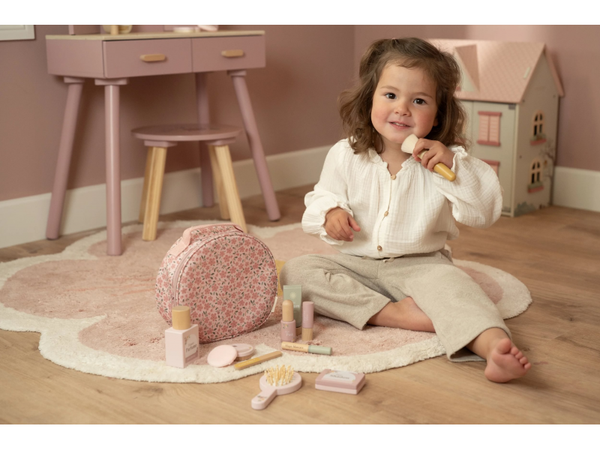 KOZMETICKÁ TAŠTIČKA S PRÍSLUŠENSTVOM PINK