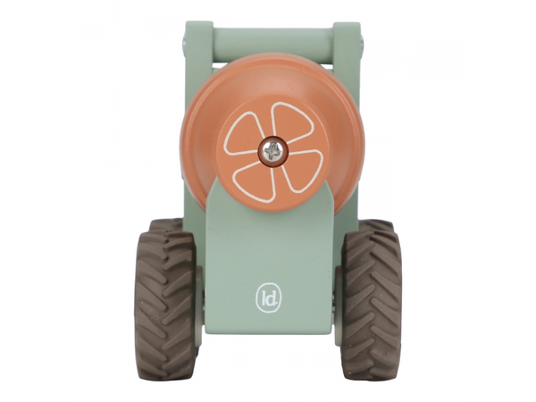 NÁKLADIAK S MIEŠAČKOU DREVENÝ