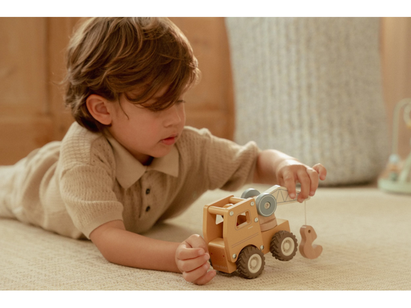 AUTOŽERIAV DREVENÝ