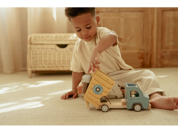 NÁKLADIAK SO SKLÁPAČKOU DREVENÝ