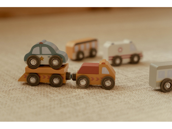 SADA DREVENÝCH AUTÍČOK