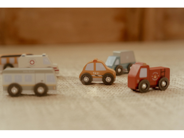 SADA DREVENÝCH AUTÍČOK