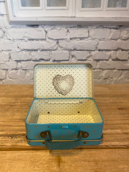 KOVOVÝ KUFRÍK super hrdina