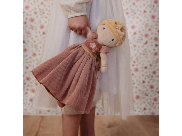BÁBIKA PRINCEZNÁ JULIA 35 CM
