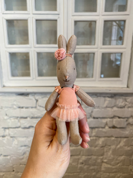 ZAJAČIK BALETKA V SUKNIČKE