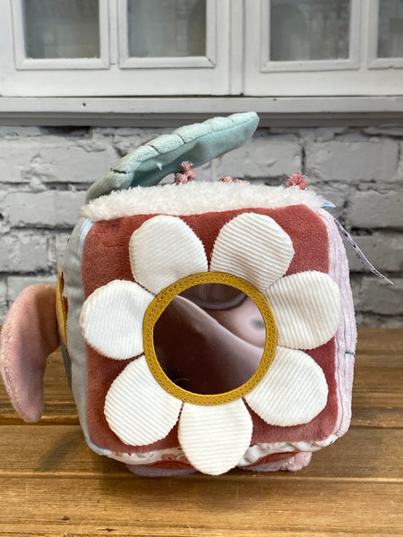 AKTIVITY KOCKA PLYŠOVÁ KVETY A MOTÝLE