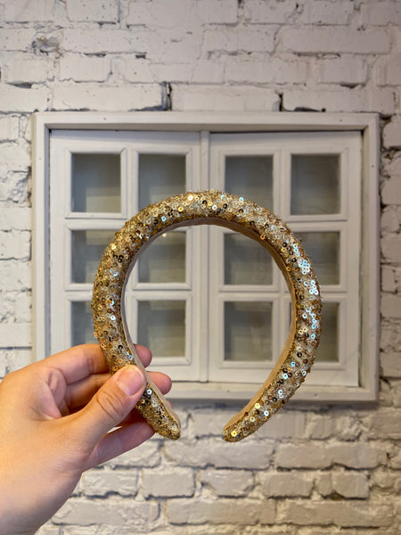 ČELENKA S FLITRAMI ZLATÁ