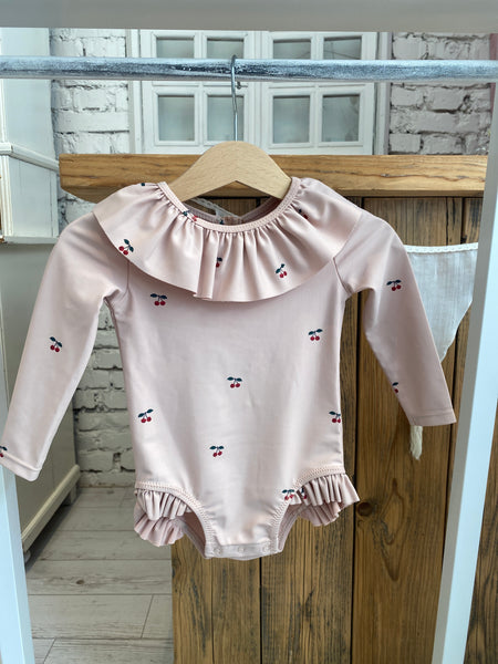 PLAVKY S RUKÁVOM S VOLÁNOM UPF50+