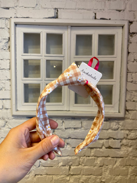 ČELENKA KÁRO S MARGARÉTKAMI