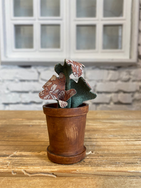 RASTLINA V KVETINÁČI MAILEG