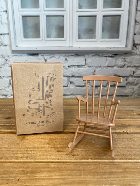 HÚPACIE KRESLO dark powder