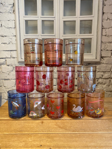 POHÁRIK S GLITRAMI 1KS