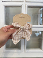 Scrunchie gumička S mašlou káro – obrázok 4