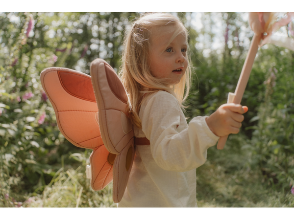 VÍLIE KRÍDLA A KÚZELNÁ PALIČKA FAIRY GARDEN