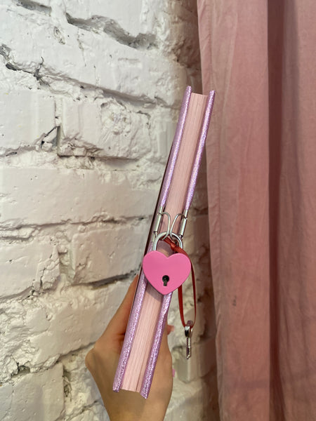 ZÁPISNÍK S 🍒 do vypredania