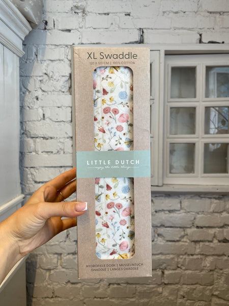 ZAVINOVACIA PLIENKA 120X120 CM KVETY A MOTÝLE