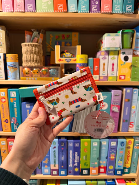 PEŇAŽENKA TROJDIELNA – BIELA A ČERVENÁ S JAZVEČÍKMI NA SLNKU 🌞🐶