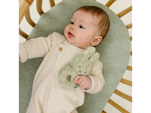 HRKÁLKA KRÁLIČEK MIFFY GREEN FLOWER