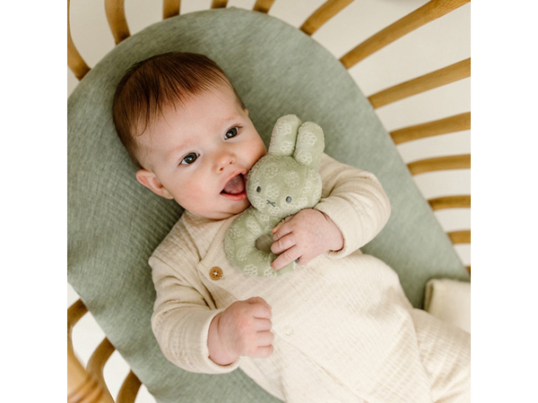 HRKÁLKA KRÁLIČEK MIFFY GREEN FLOWER