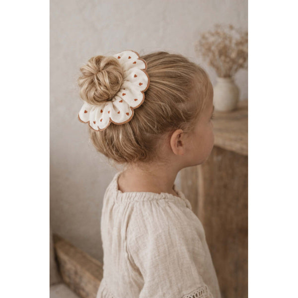 SCRUNCHIE GUMIČKA Z ORGANICKEJ BAVLNY srdiečka