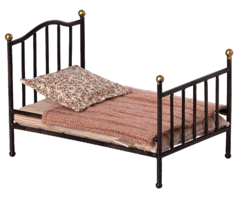 KOVOVÁ POSTIEĽKA VINTAGE